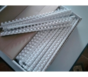 Lo xo gáy nhựa phi 12